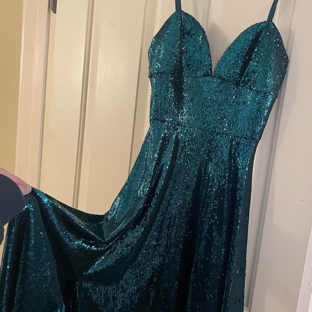 NWT DRESS THE POPULATION sequin mid length dress slit